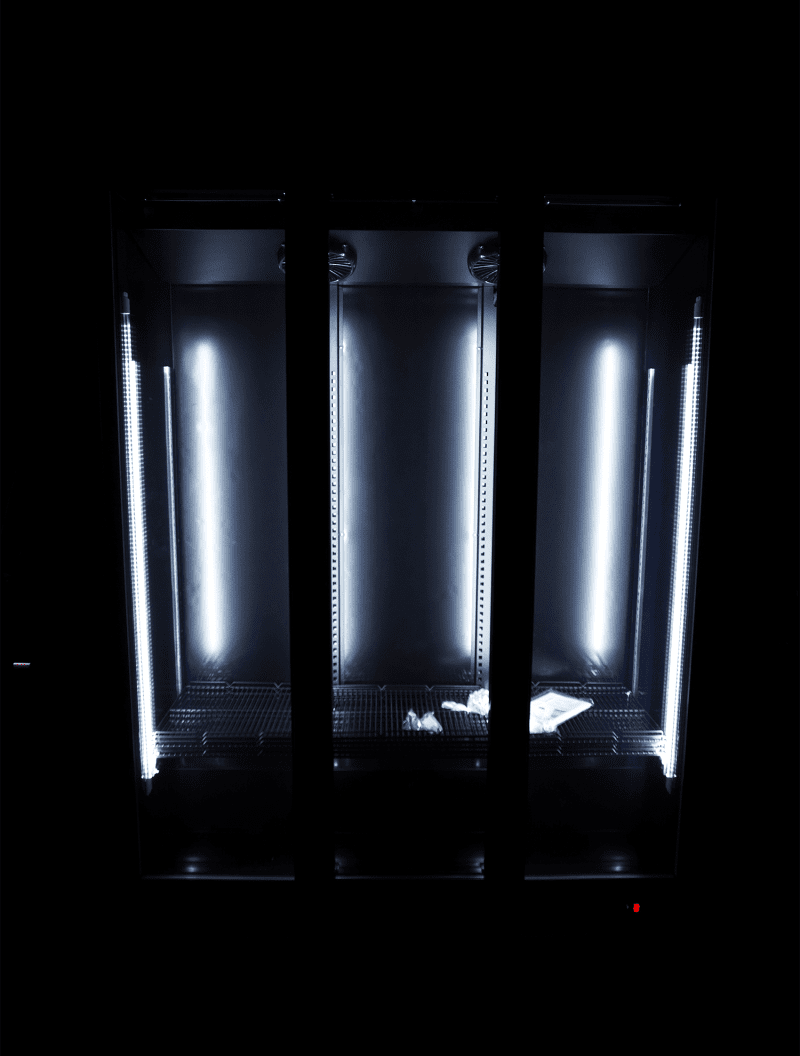 RÉFRIGÉRATEUR 3 PORTES EN VERRE NOIR NAP-1200 HT - AVEC PORTE CHAUFFANTE – Image 22