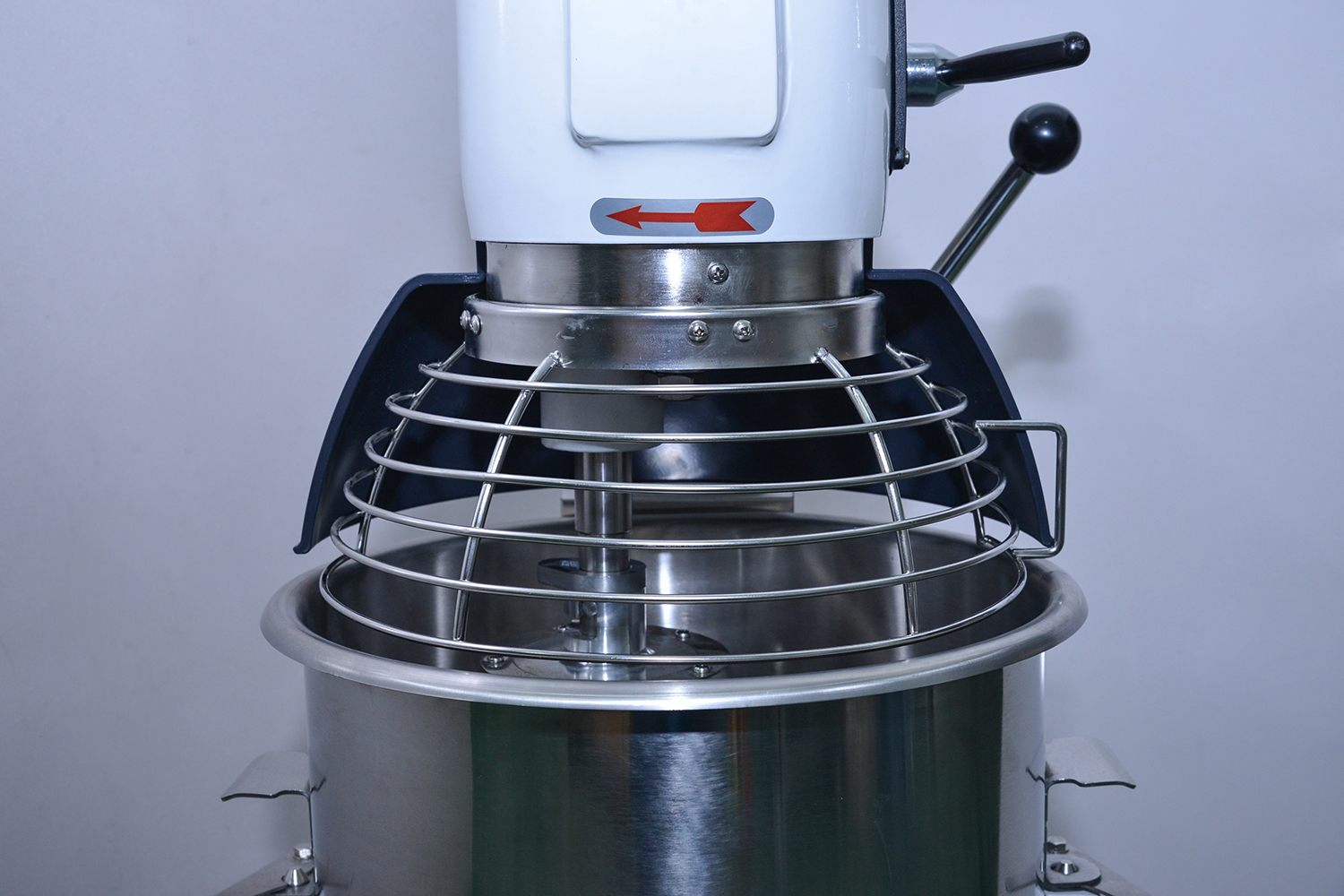 MIXEUR PLANÉTAIRE 10 LTR – Image 3